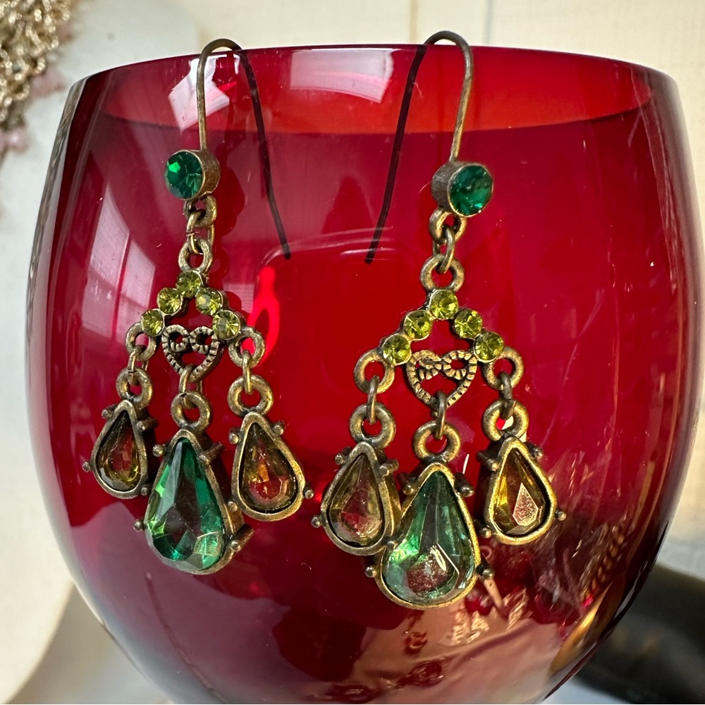 Vintage green dangle Victorian vibe earrings